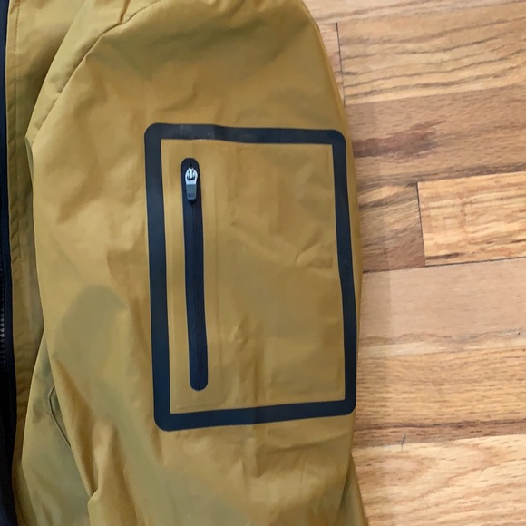 Men’s Zip Up Jacket - Picture 2 of 3